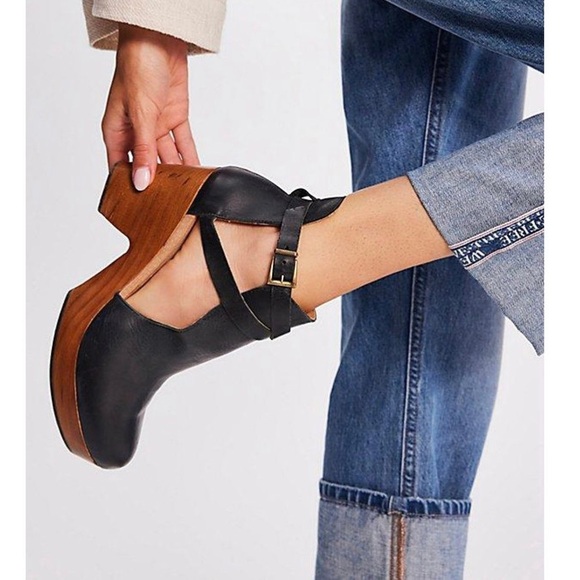 Free People Leather Ankle Strap Clog - Picture 12 of 13